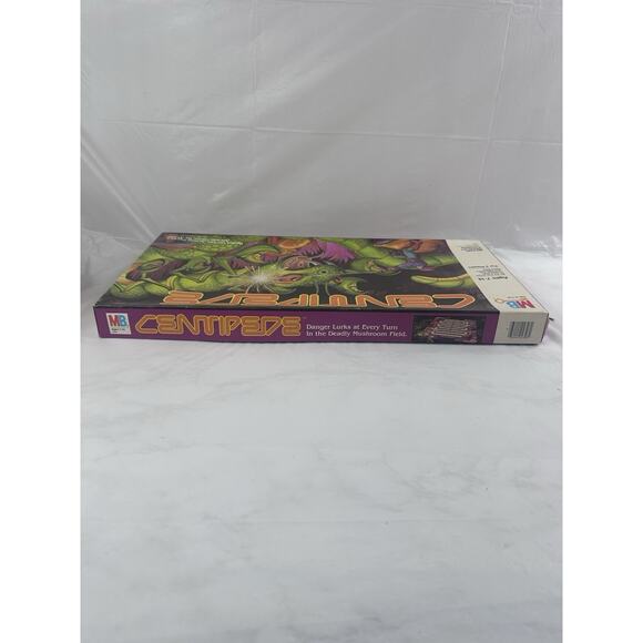 Atari CENTPEDE Board Game by Milton Bradley Made In The USA Vintage 1983 - Picture 5 of 12